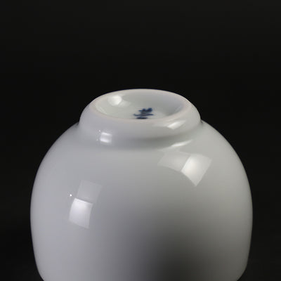 Manji Inoue White Porcelain Dyed Wheat Engraved Sake Cup (Large)