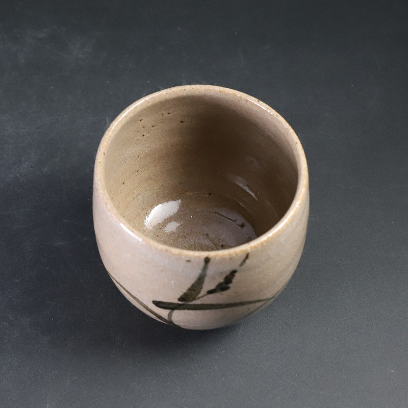 Nakazato Tarouemon Kiln Karatsu Choko (Large, Painted Karatsu: Pampas Grass)