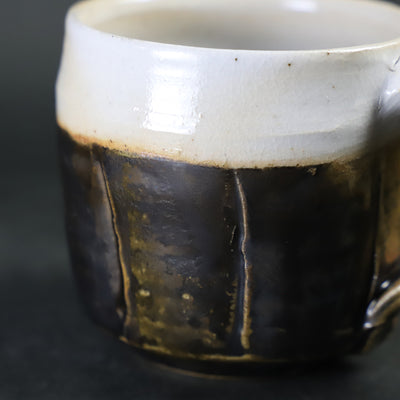 Yukiko Tsuchiya's work Hanging cup 1