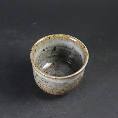Madara Karatsu sake cup by Taki Nakazato