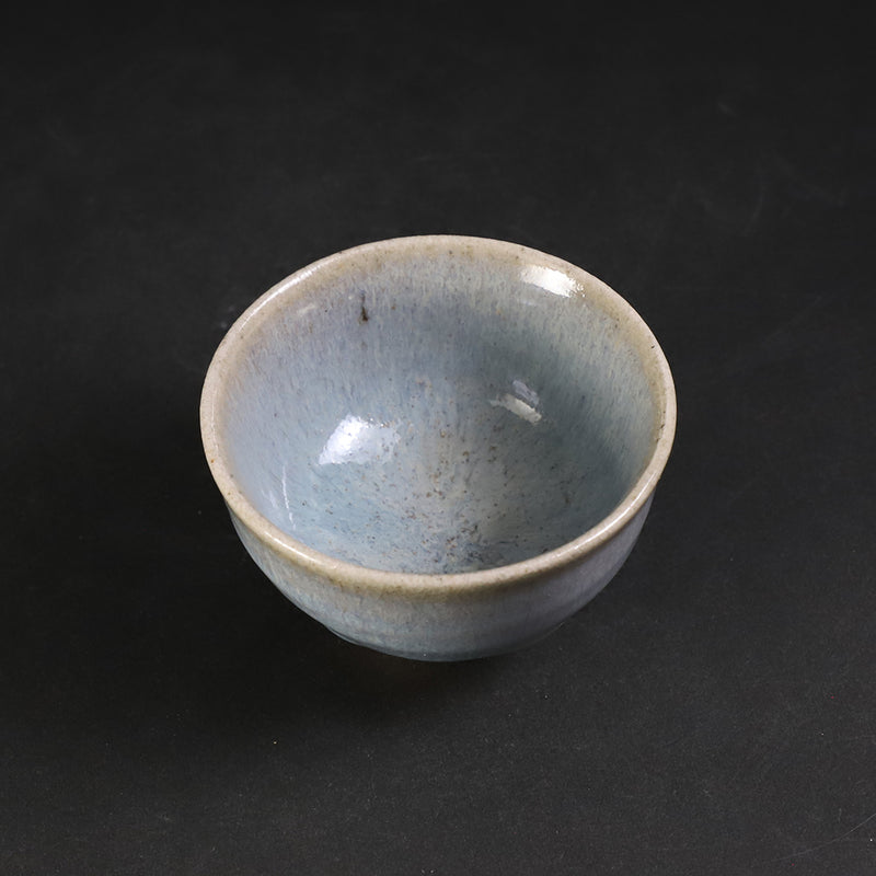 Ash-glazed sake cup No.5 by Shuichi Okamoto