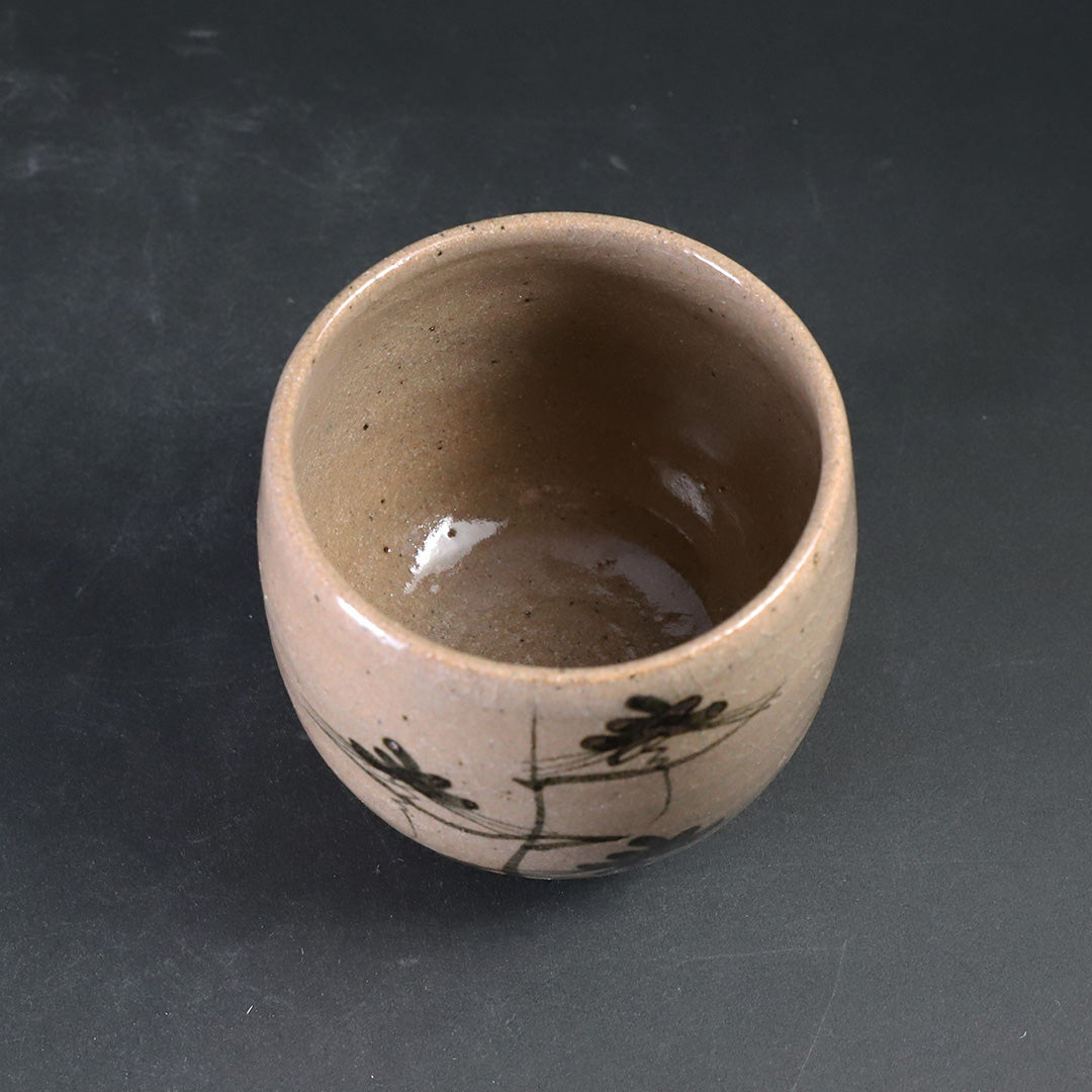 中里太郎右衛門窯 唐津猪口（大・絵唐津：松） – ギャラリー一番館