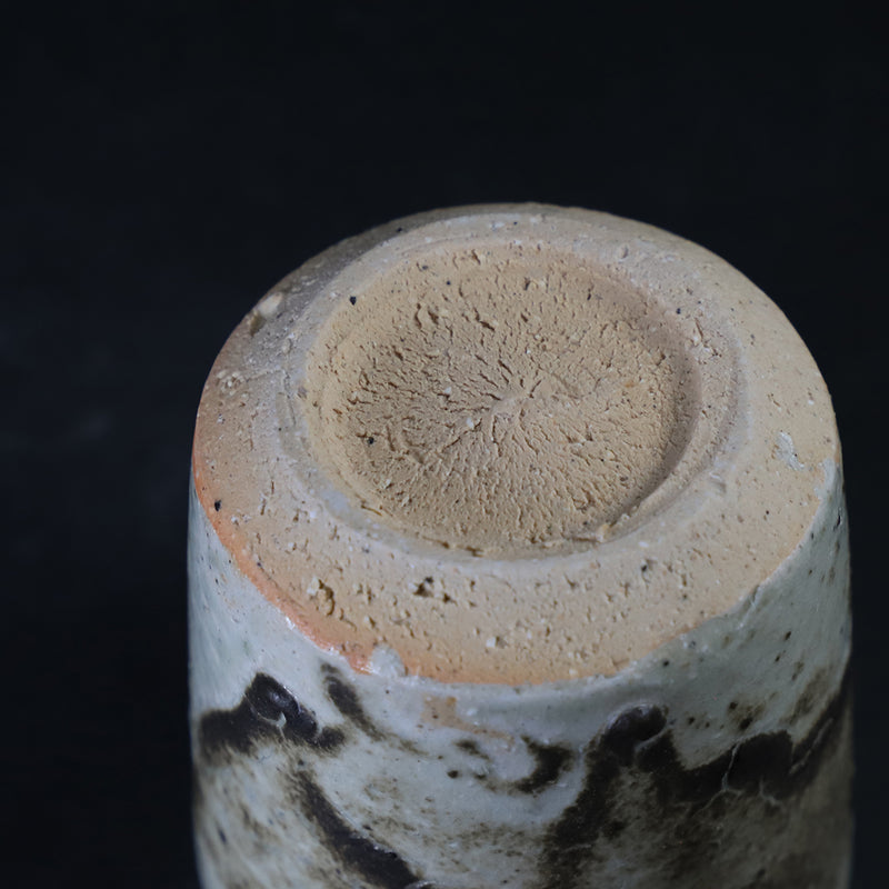 Suzu Green Tea Cup (Large) No.28 by Yasumoto Kajiwara