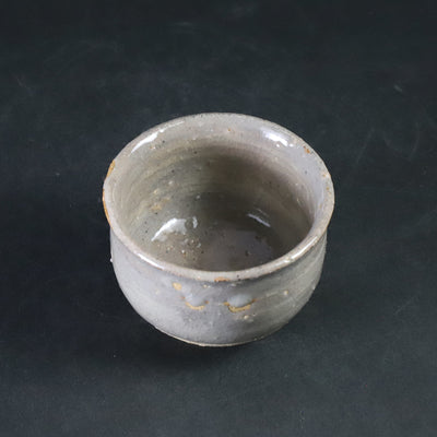 Karatsu sake cup 1 made by the 14th generation Nakazato Tarouemon