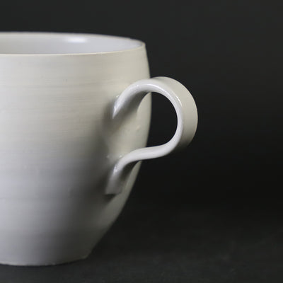White porcelain cup and saucer by Masahiro Takehana