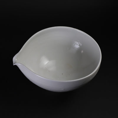 Masahiro Takehana White porcelain hot water cold