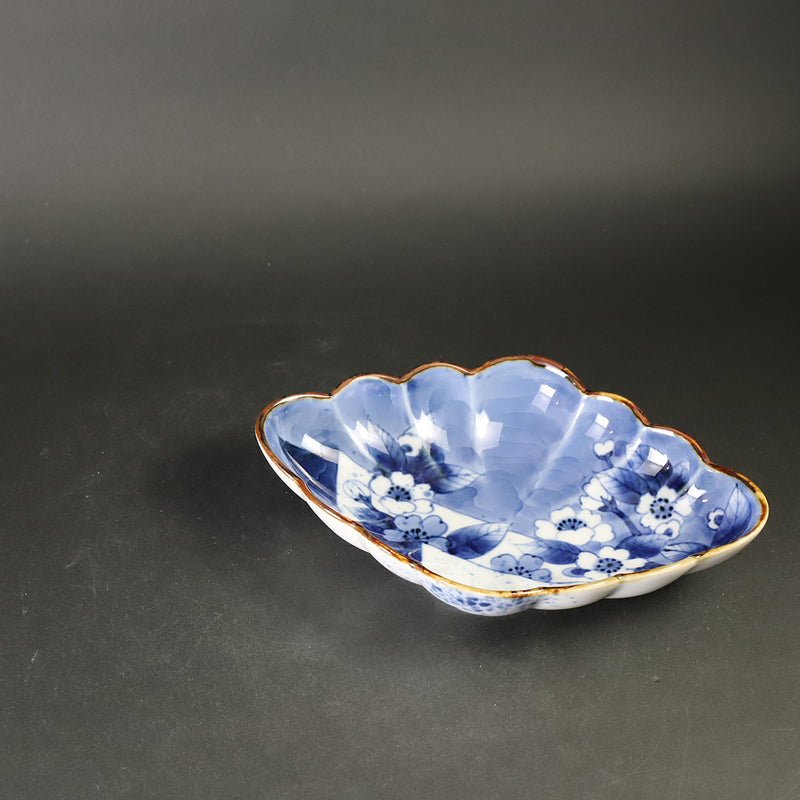 福泉窯　変り絵菱形菊割向付
