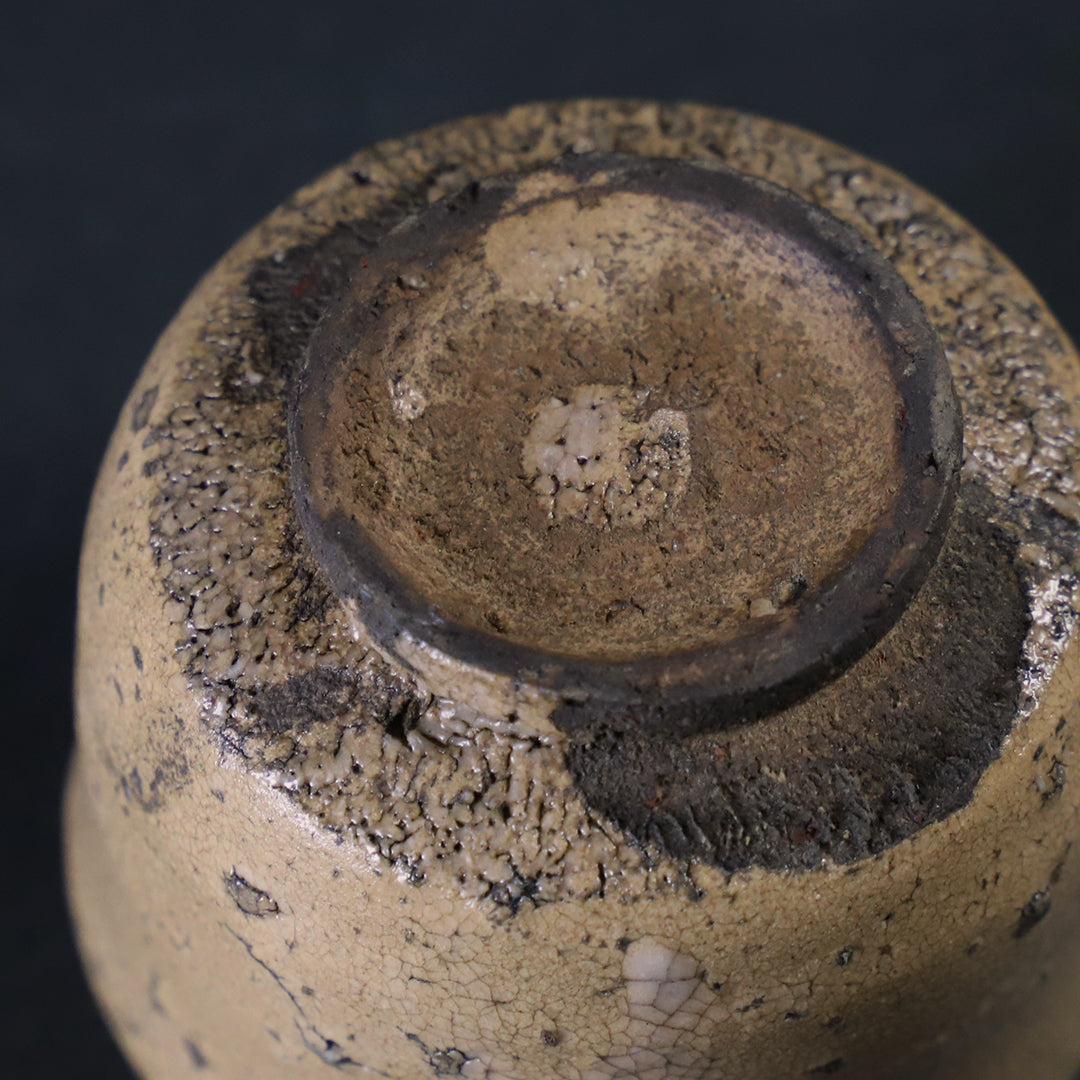 内村慎太郎 作 奥高麗ぐい呑1 – ギャラリー一番館オンラインショップ