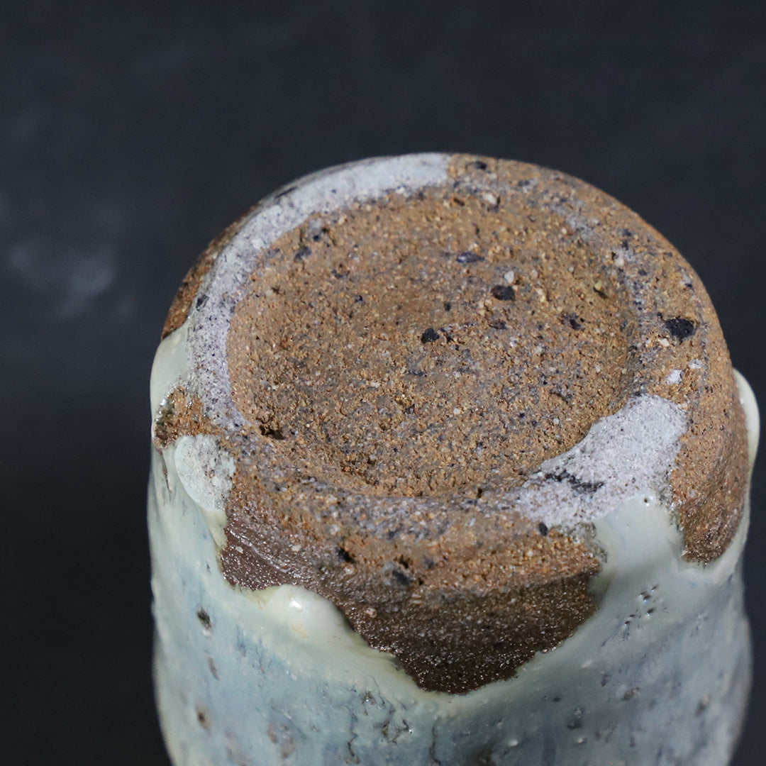 丸田宗彦 作 斑唐津ぐい呑 No.48 – ギャラリー一番館オンライン