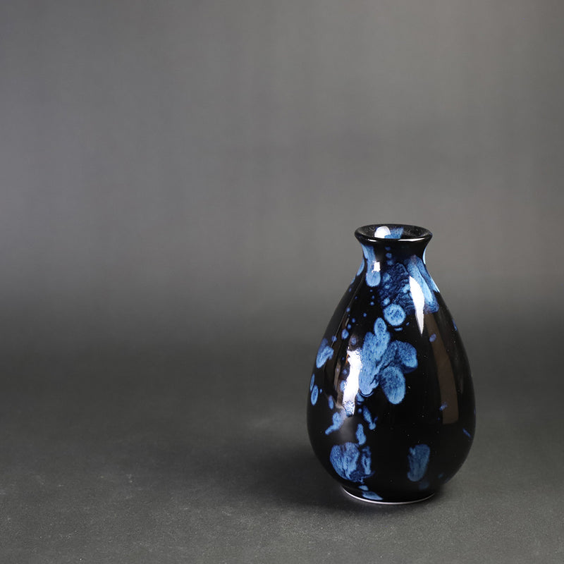 Tenmoku blue glaze drop sake bottle by Yuki Inoue