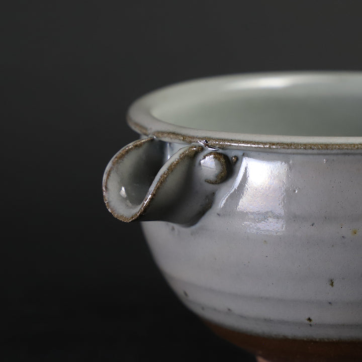中里健太 作 斑唐津片口 – ギャラリー一番館オンラインショップ