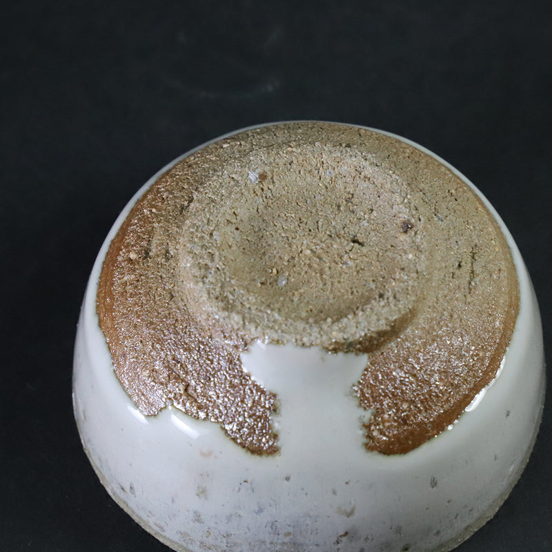 Madara Karatsu sake cup 1 made by the 14th generation Nakazato Tarouemon