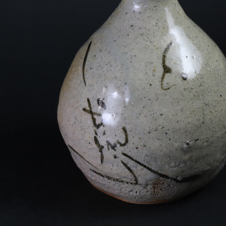 岡本作礼 作 絵唐津徳利（No.63） – ギャラリー一番館オンライン