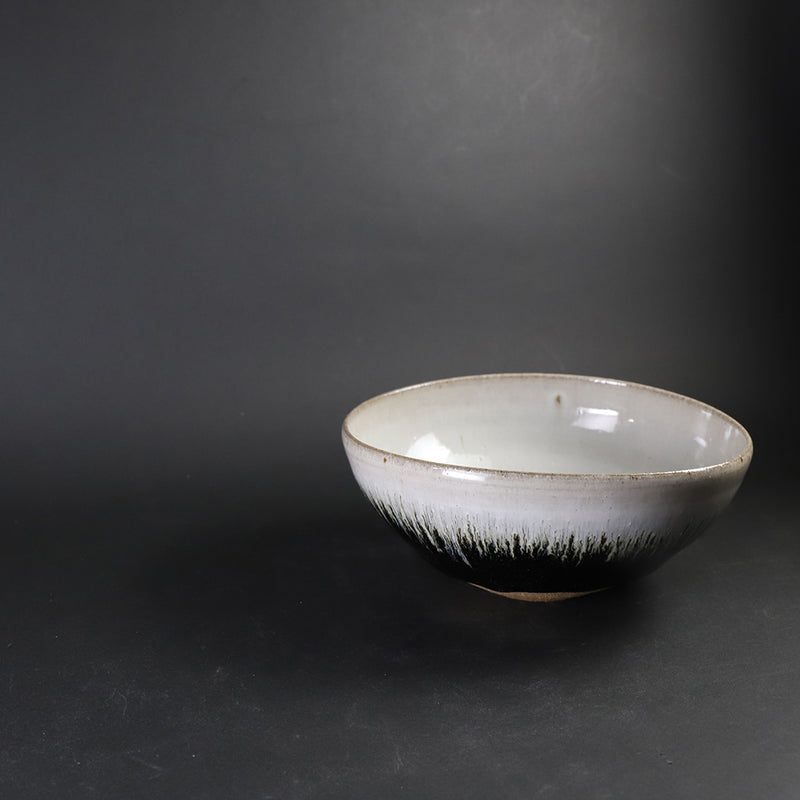 Nakazato Tarouemon Kiln KARATSU Bowl (Karatsu Korea)
