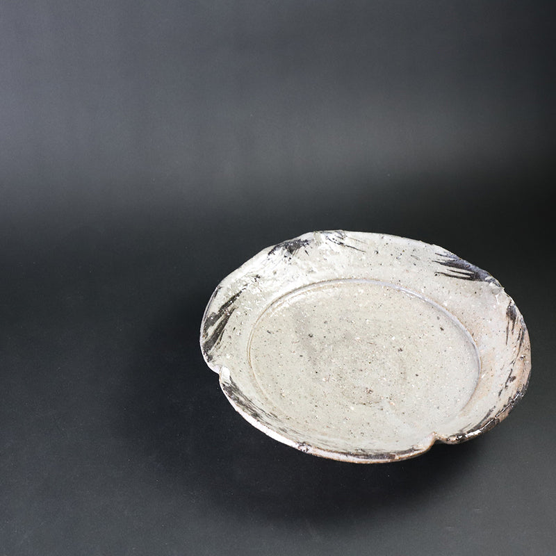 Painted Karatsu cut bowl by Kota Tanaka