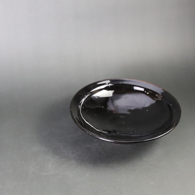 Deep black glaze dish by Taki Nakazato