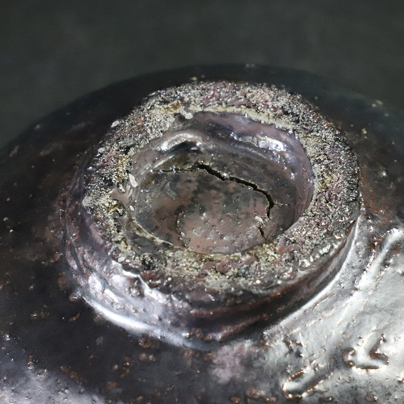 Black Karatsu tea bowl by Kota Tanaka