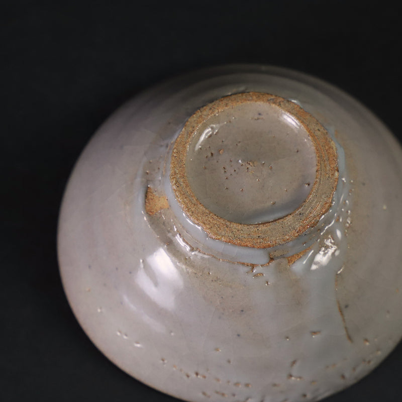 Karatsu sake cup by Kenta Nakazato