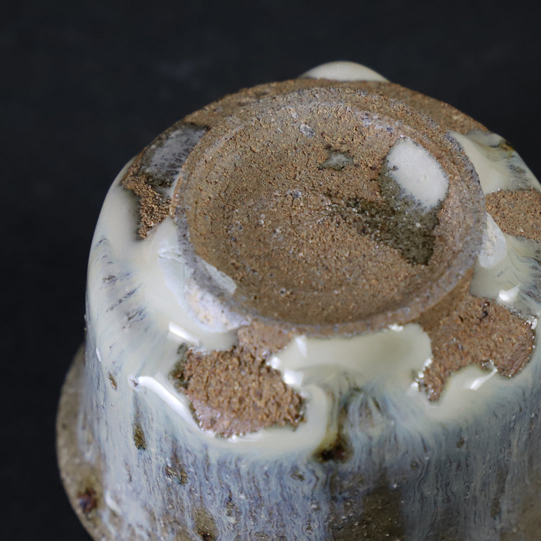 内村慎太郎 作 斑唐津たちぐい呑2 – ギャラリー一番館オンラインショップ