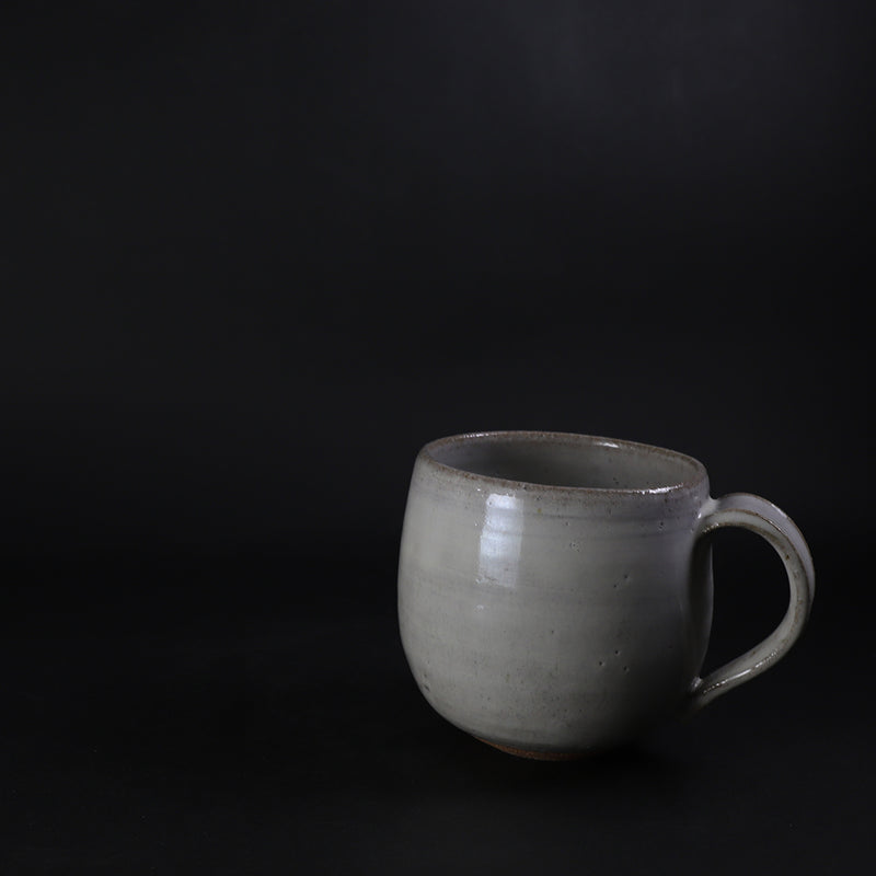 中里太郎右衛門窯　唐津手付杯（斑唐津）