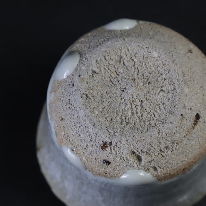 Madara Karatsu sake cup by Munehiko Maruta