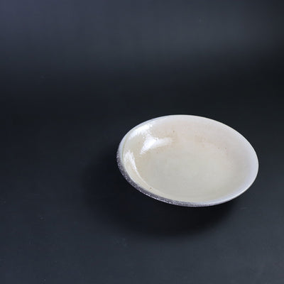 Ash-glazed plate by Takashi Nakazato