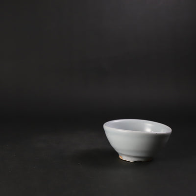 中里健太　作　青白磁ぐい呑