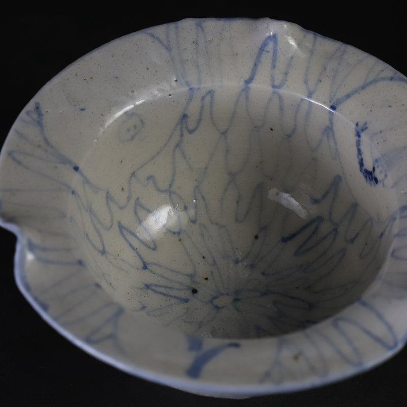A set of blue and white porcelain dishes by Maruta Souichi Gallery