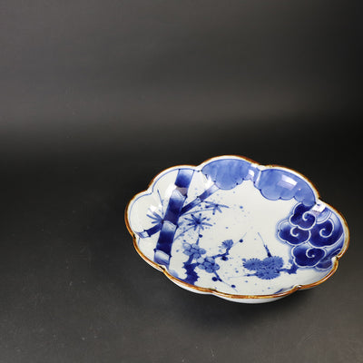 Fukuizumi kiln Shochiku plum cloud shaped deep plate
