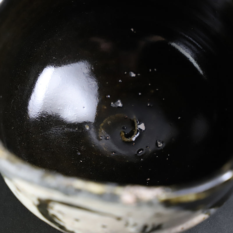 岡本作礼　作　黒織部唐津茶碗　No.5