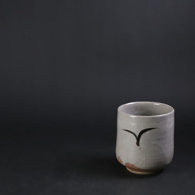 Painted Karatsu teacup No.5 by Naoto Yano