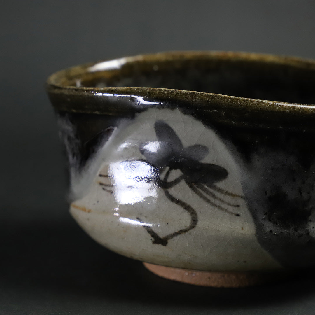 中里太郎右衛門窯 織部唐津茶盌 – ギャラリー一番館オンラインショップ