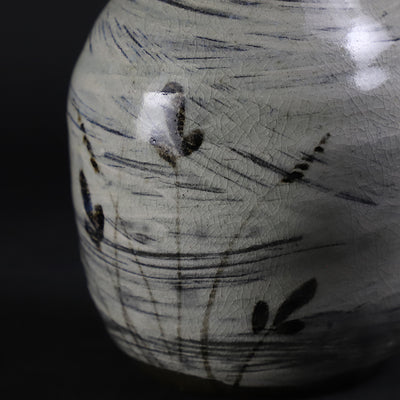 Shuichi Okamoto's Painted Karatsu Brushed Grass Pattern Tokkuri No.3