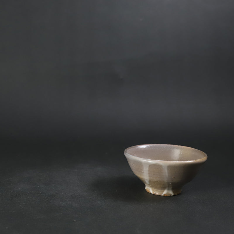 中里太亀　作　唐津ぐい呑