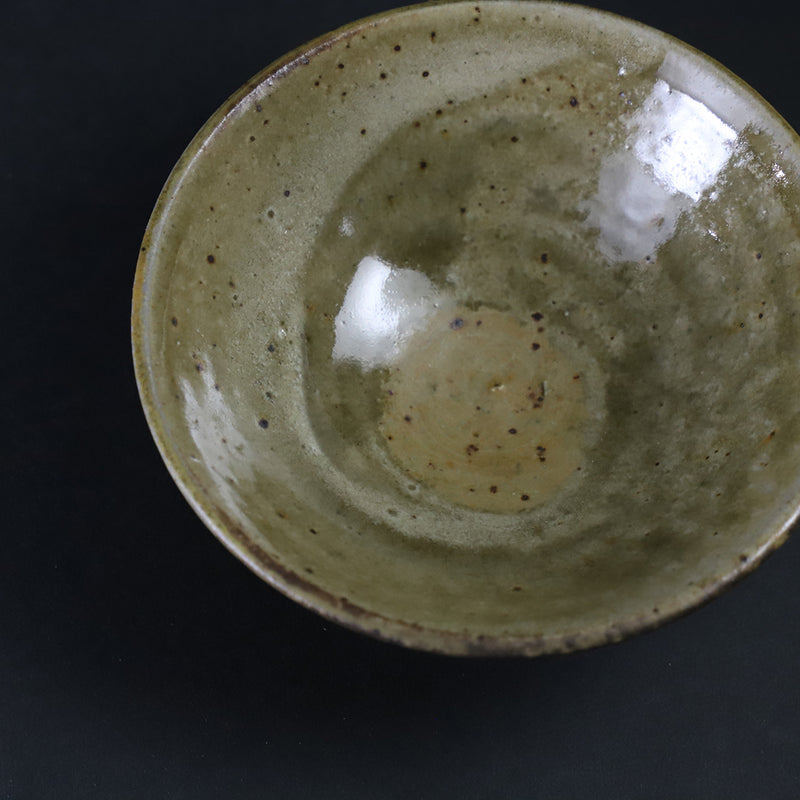Ash-glazed sake cup by Takashi Nakazato