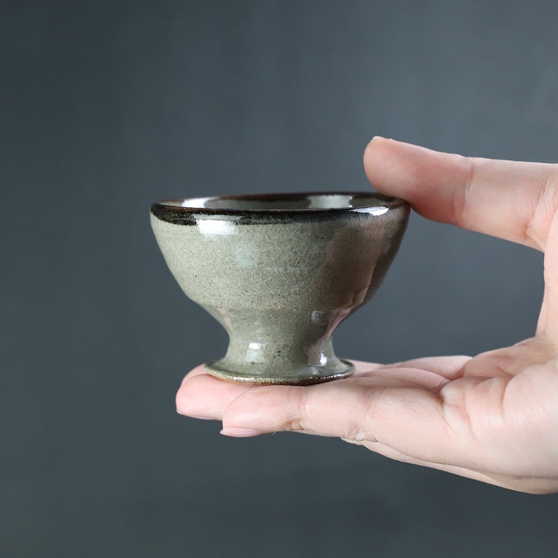 中里太亀　作　皮鯨高脚杯