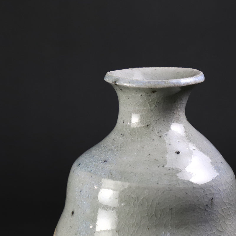 Madara Karatsu Sake Bottle No.39 by Yasumoto Kajiwara