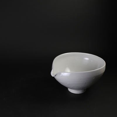 Masahiro Takehana White porcelain hot water cold