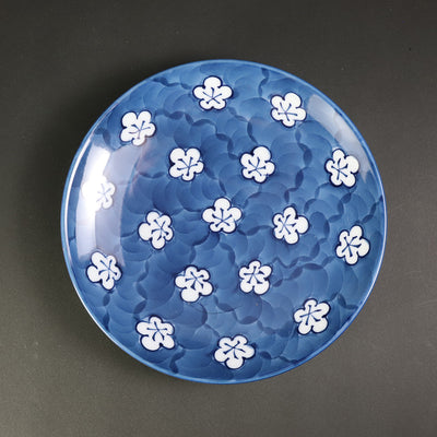 Gen'emon Kiln: Old-style plum blossom morning cup