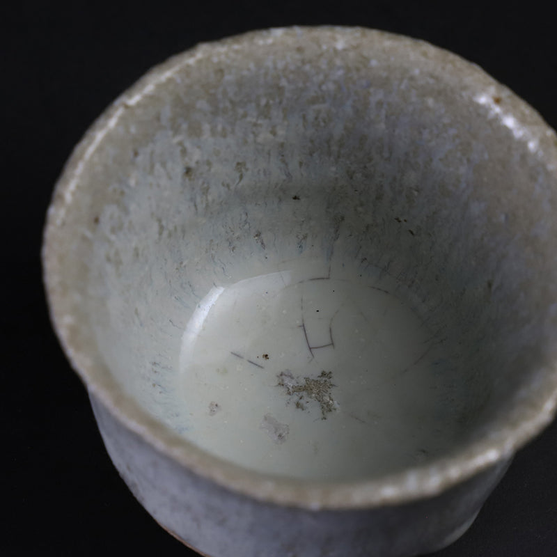 Madara Karatsu sake cup by Munehiko Maruta