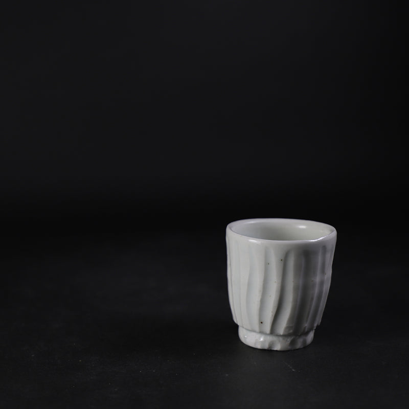 武末日臣　作　白磁面取杯　No.138