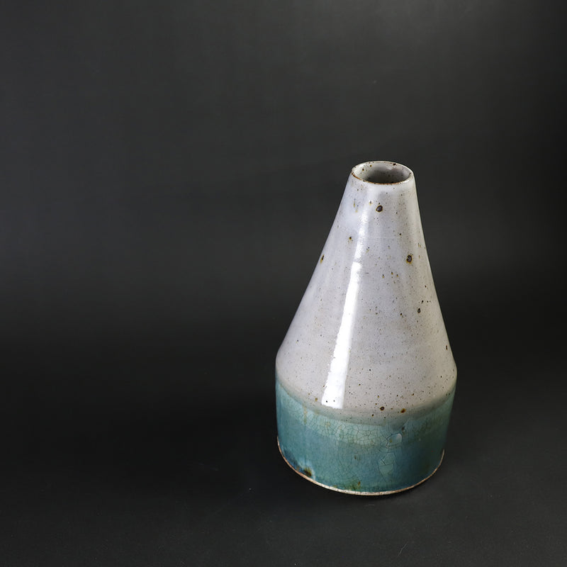 中里花子　作　花入1