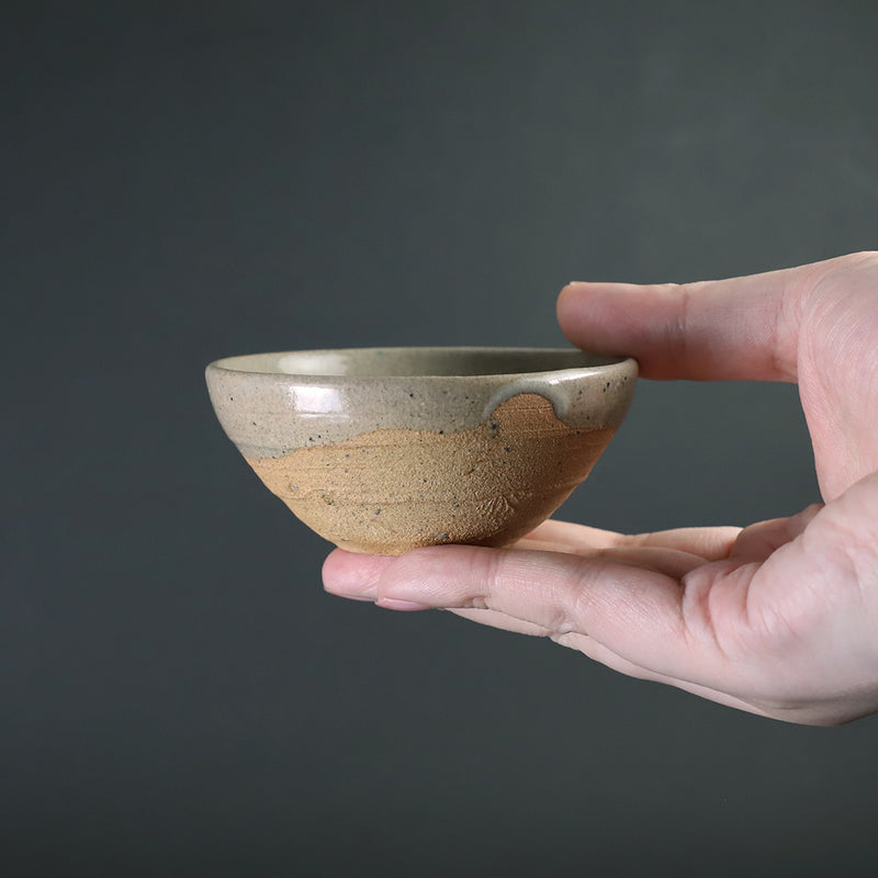Painted Karatsu sake cup by Kenta Nakazato
