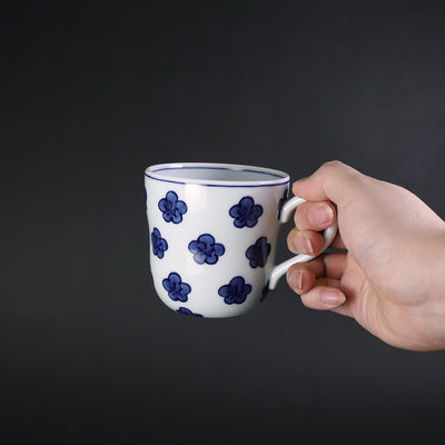 Gen'emon Kiln Blue and White Plum Blossom Mug