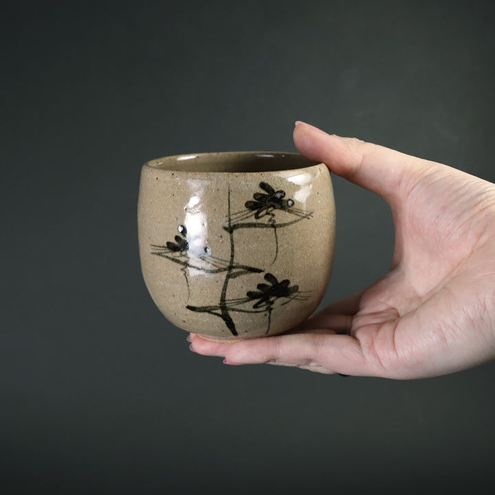 中里太郎右衛門窯 唐津猪口（大・絵唐津：松） – ギャラリー一番館