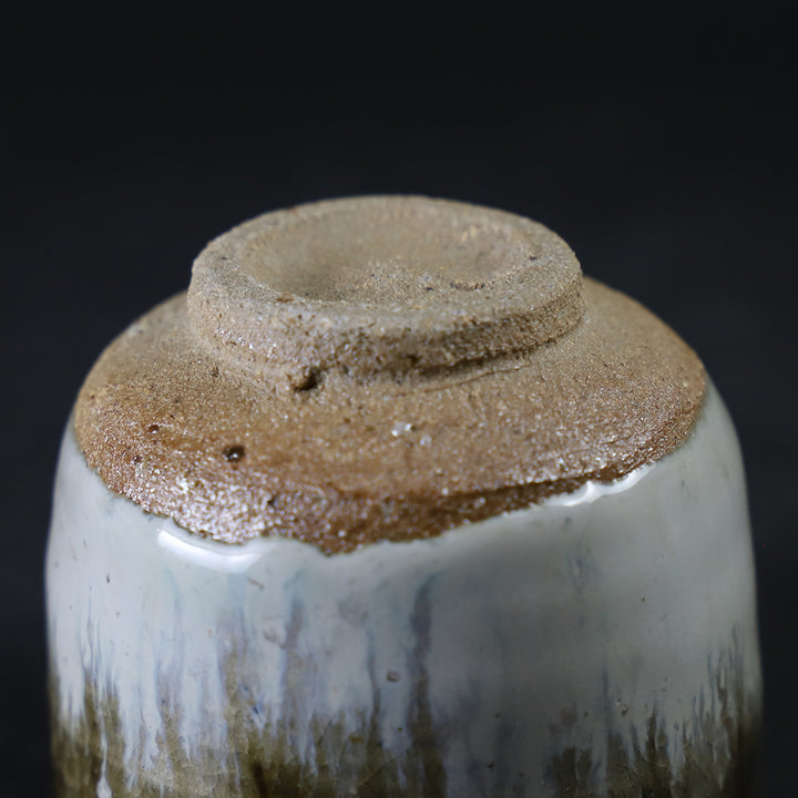 十四代中里太郎右衛門 作 斑唐津皮鯨ぐい呑 – ギャラリー一番館