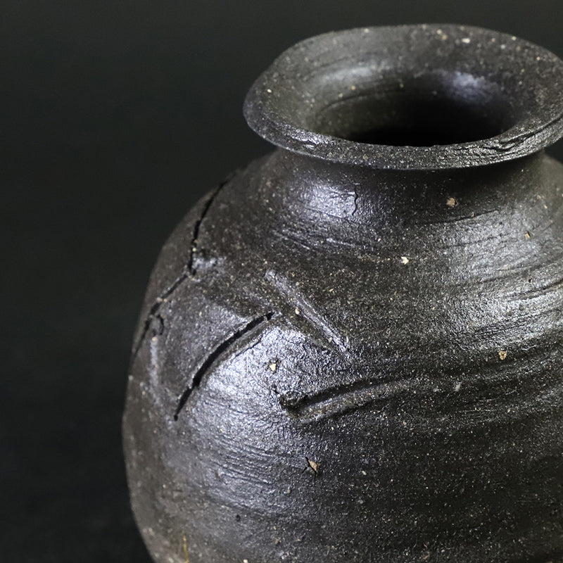 Suzu Flower Vase Tokkuri No.6 by Yasumoto Kajiwara