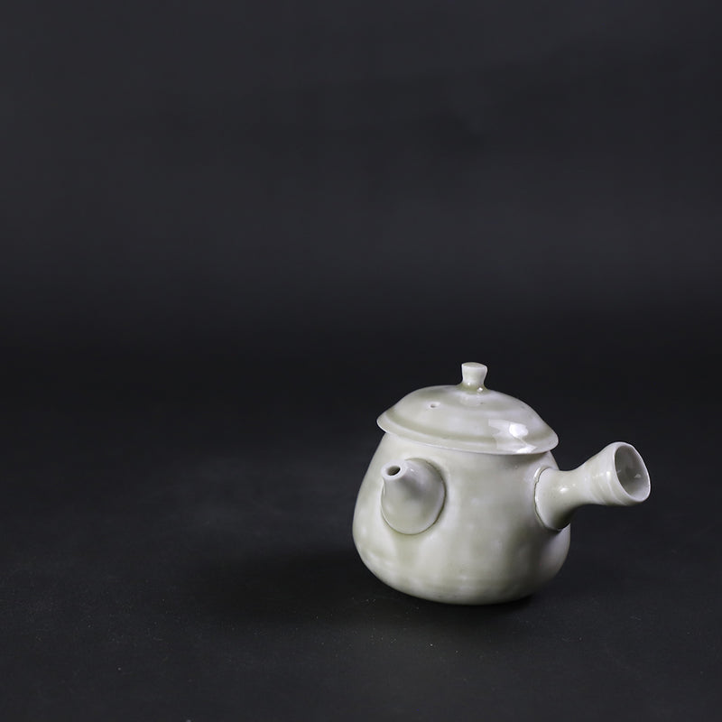 梶原靖元　作　素瓷急須　No.99