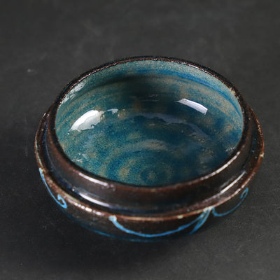 Karatsu Tarouemon Blue Scraped Incense Holder No.11 by the 14th generation Nakazato Tarouemon
