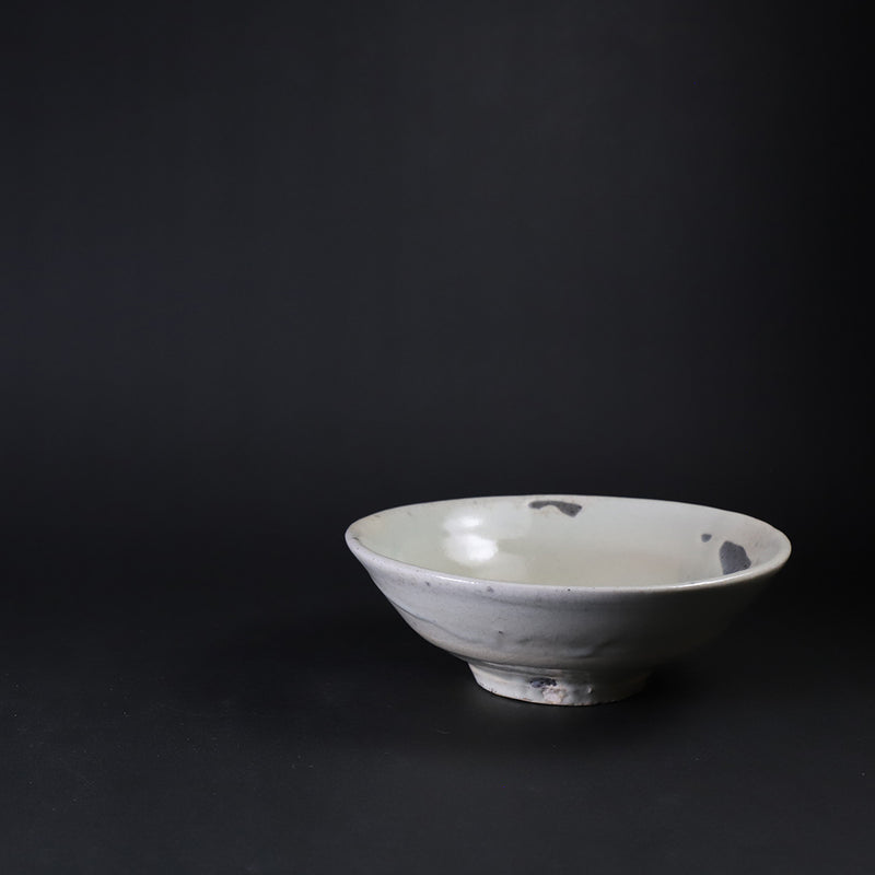 Karatsu Kohiki tea bowl (No.8) by Sakurei Okamoto